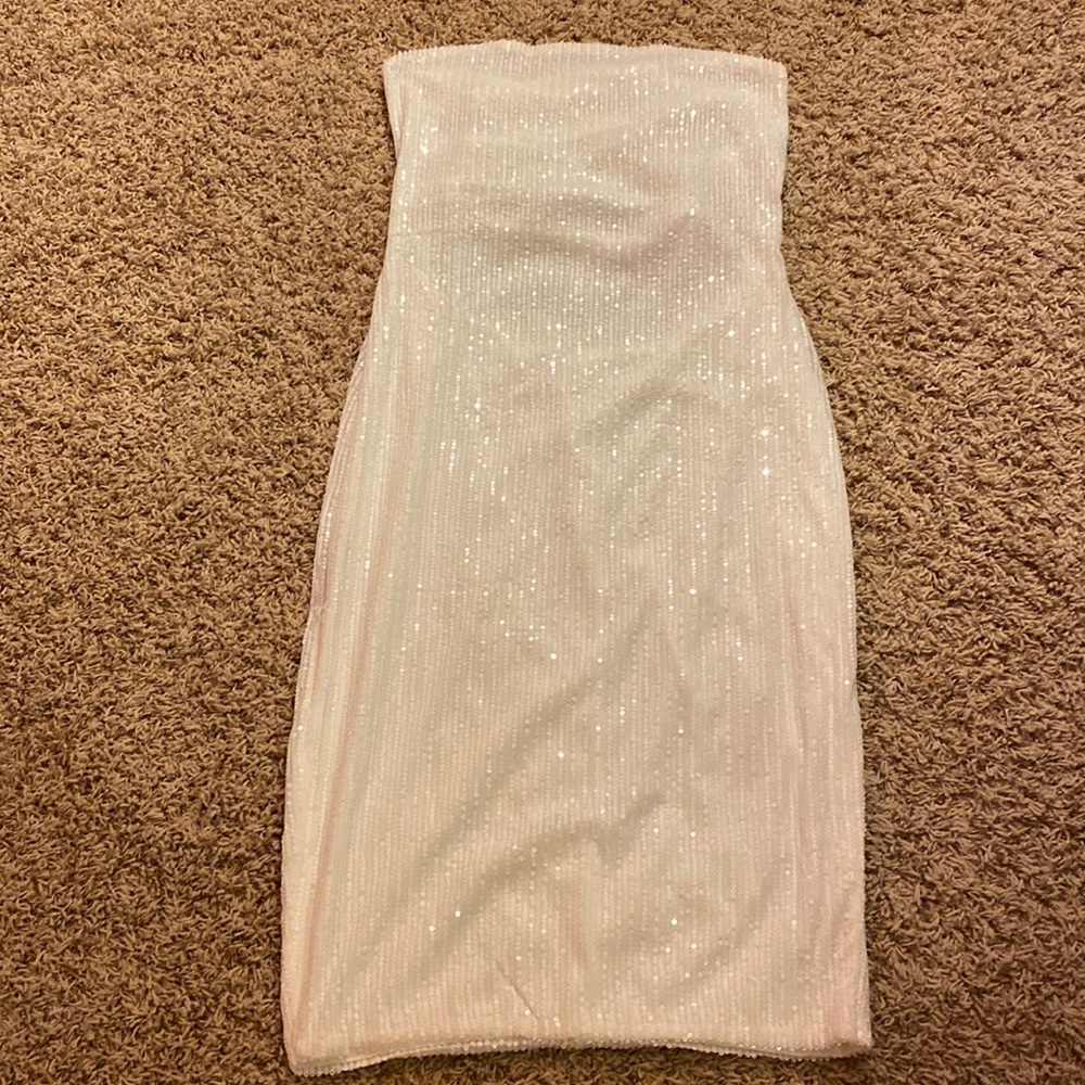 Woman sequence dress